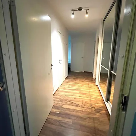 Kotimaailma - Tyylikäs 2mh Asunto, Vihti Nummela